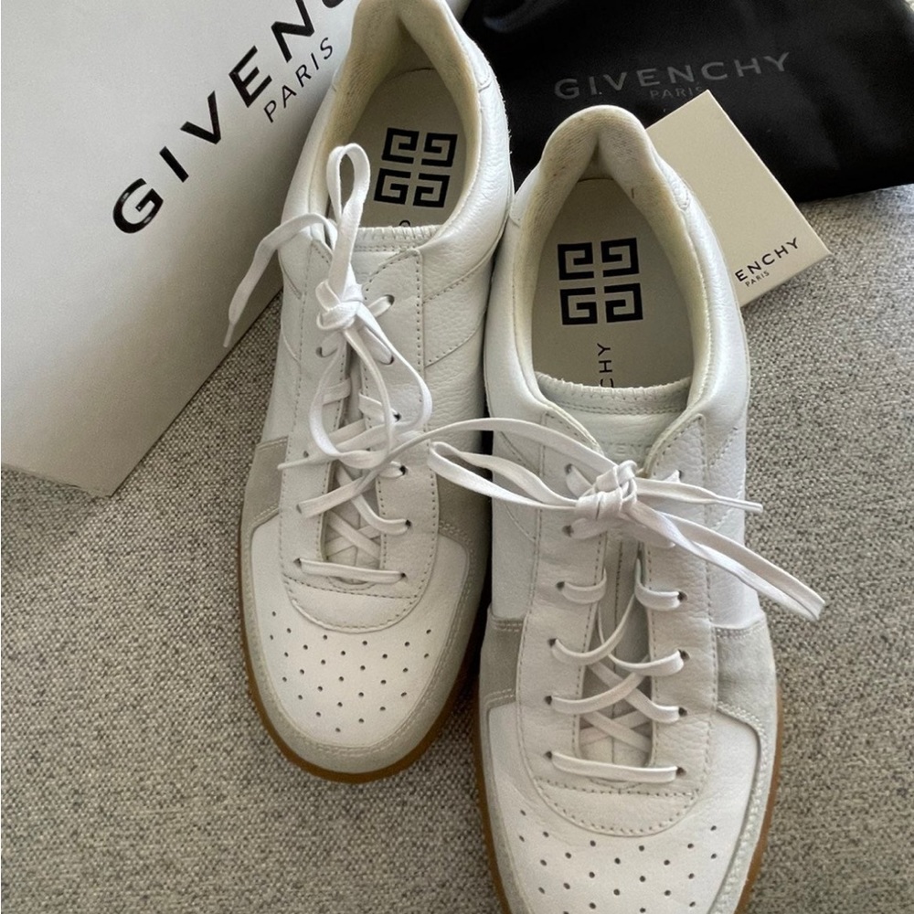 GIVENCHY SNEAKERS MENS WHITE |SIZE 40 |BRAND NEW